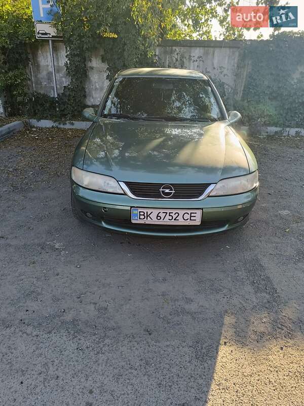 Седан Opel Vectra 2000 в Луцке