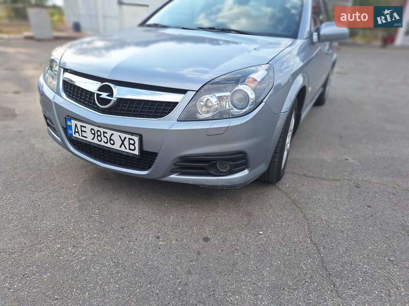 Седан Opel Vectra 2008 в Днепре