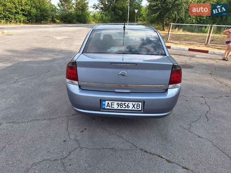 Седан Opel Vectra 2008 в Днепре