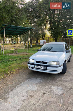 Седан Opel Vectra 1993 в Самборе