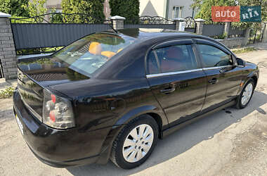 Седан Opel Vectra 2005 в 