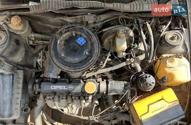 Седан Opel Vectra 1993 в 