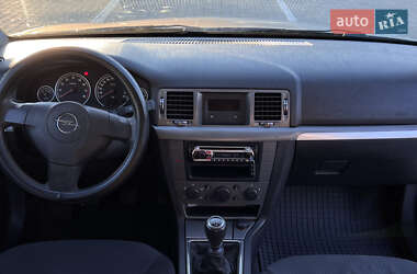 Седан Opel Vectra 2006 в 