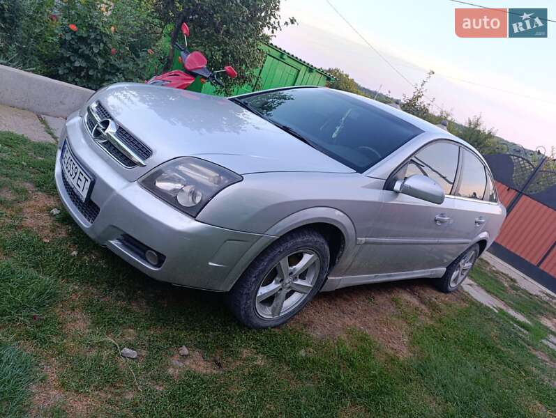 Ліфтбек Opel Vectra 2002 в Чернівцях фото 20 Ліфтбек Opel Vectra 2002 в Чернівцях