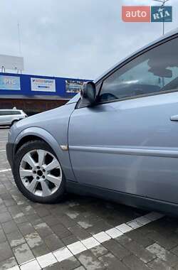 Универсал Opel Vectra 2003 в 