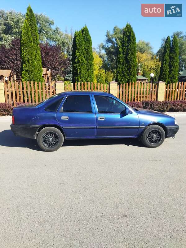 Седан Opel Vectra 1990 в Днепре фото 6 Седан Opel Vectra 1990 в Днепре