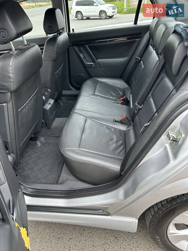 Седан Opel Vectra 2004 в Луцке фото 16 Седан Opel Vectra 2004 в Луцке