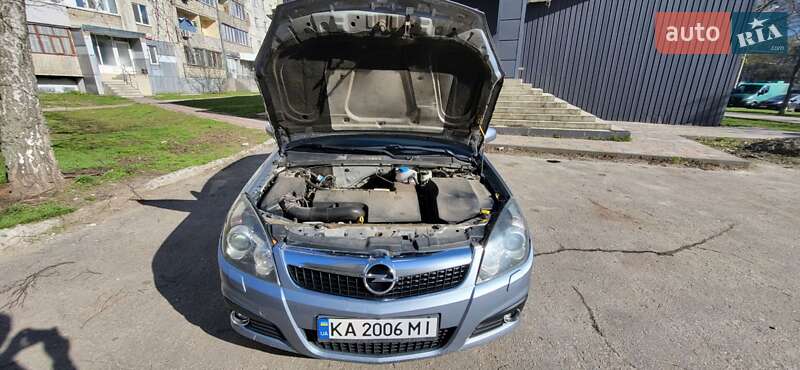 Седан Opel Vectra 2007 в Сумах