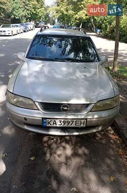 Универсал Opel Vectra 1999 в Киеве