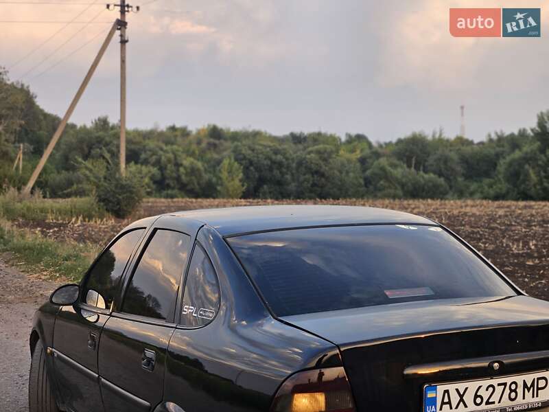 Седан Opel Vectra 1997 в Кегичевке