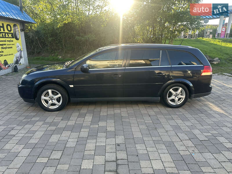 Универсал Opel Vectra 2005 в Мукачево