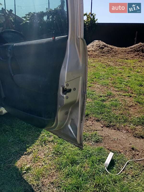 Універсал Opel Vectra 1999 в Ужгороді