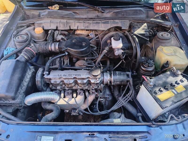 Седан Opel Vectra 1989 в Малине