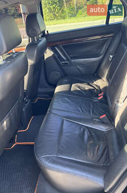 Седан Opel Vectra 2005 в 