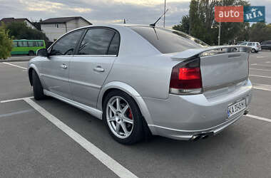 Седан Opel Vectra 2004 в 