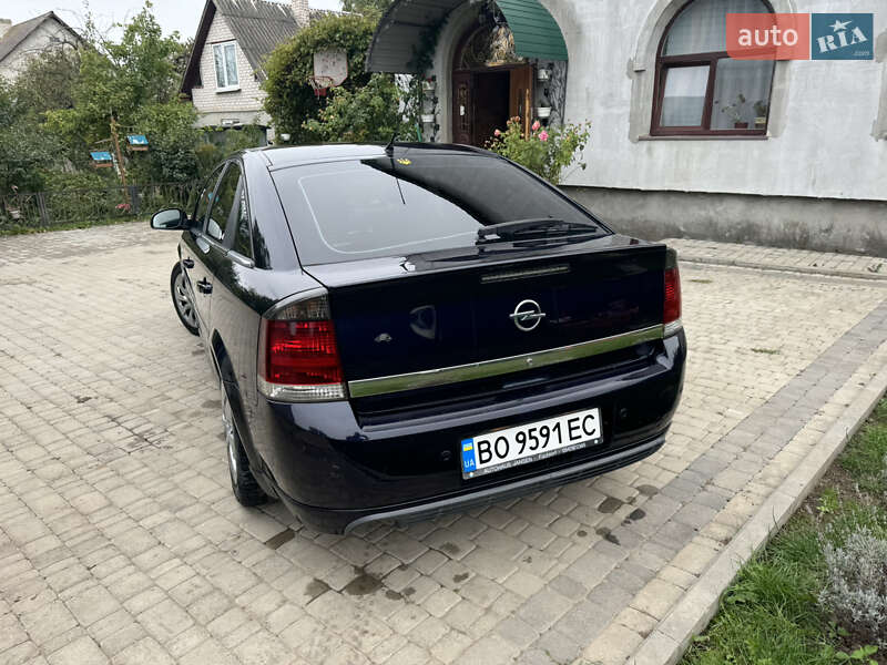 Ліфтбек Opel Vectra 2003 в Тернополі