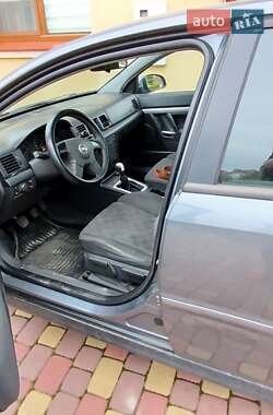 Седан Opel Vectra 2003 в 
