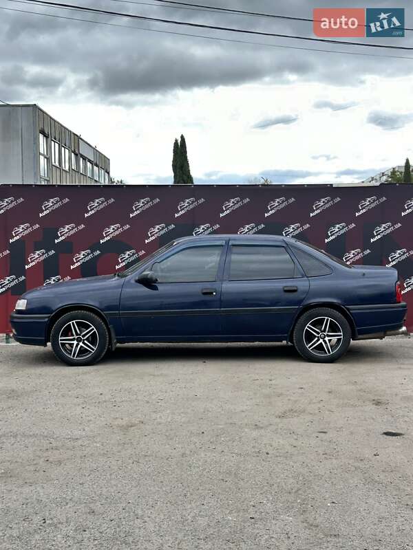 Седан Opel Vectra 1991 в Сумах