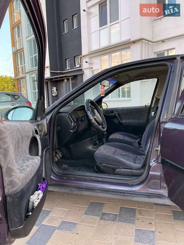 Седан Opel Vectra 1996 в Виннице