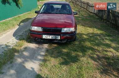 Седан Opel Vectra 1992 в Шпикові