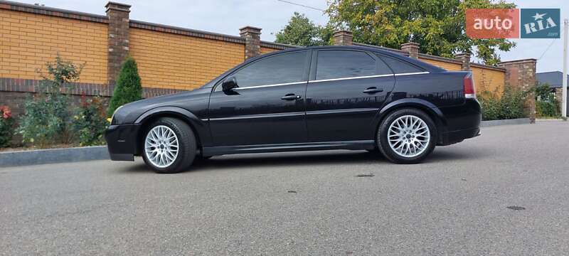 Лифтбек Opel Vectra 2003 в Полтаве