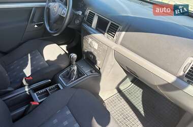 Седан Opel Vectra 2006 в 