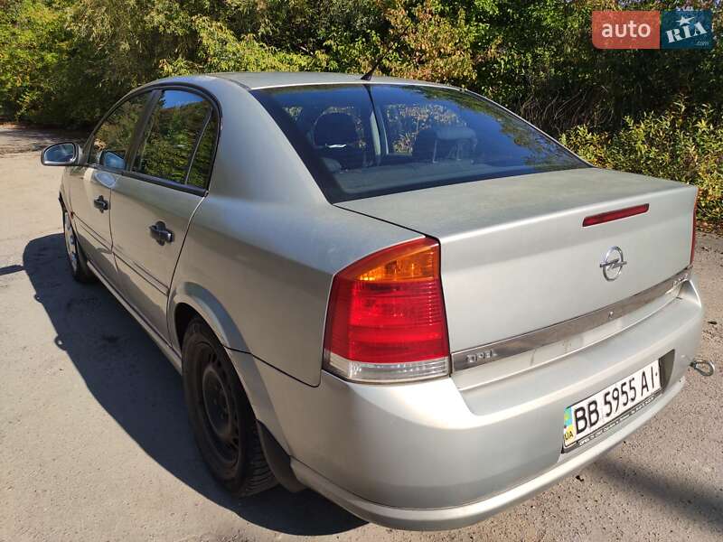 Седан Opel Vectra 2006 в Ровно