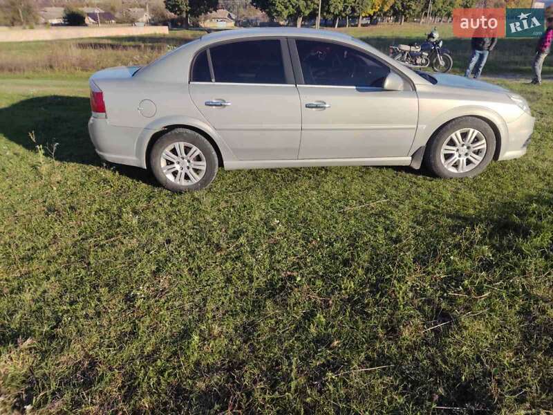 Седан Opel Vectra 2006 в Заставній