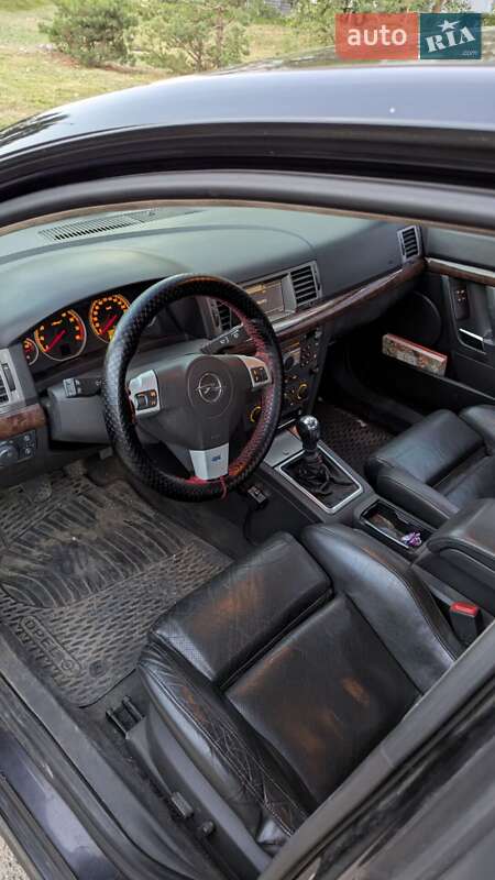 Седан Opel Vectra 2005 в Каменском