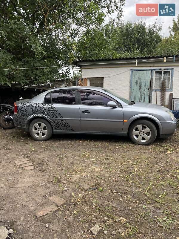 Седан Opel Vectra 2003 в Тростянці
