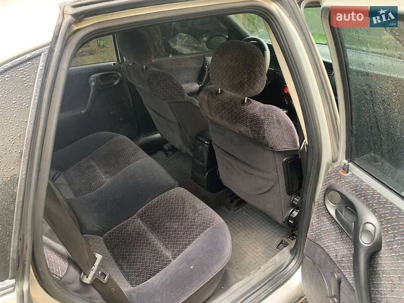 Седан Opel Vectra 1998 в Коломые