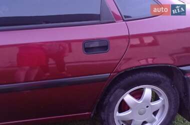 Седан Opel Vectra 1994 в 