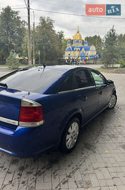 Лифтбек Opel Vectra 2006 в 