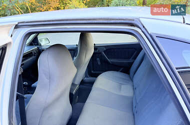 Лифтбек Opel Vectra 1992 в 