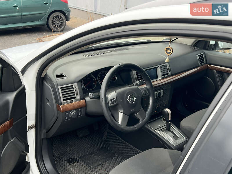 Универсал Opel Vectra 2004 в Киеве