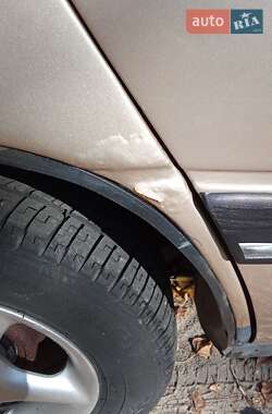 Лифтбек Opel Vectra 1992 в 