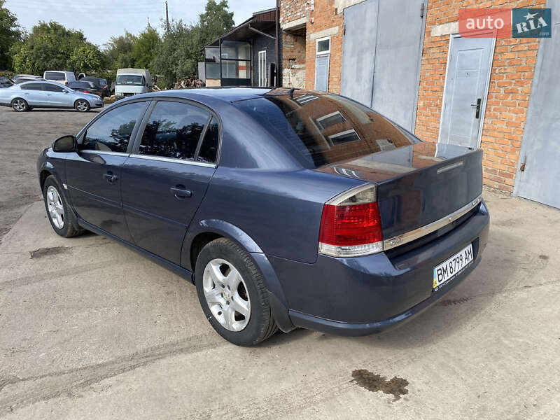 Седан Opel Vectra 2008 в Лебедине