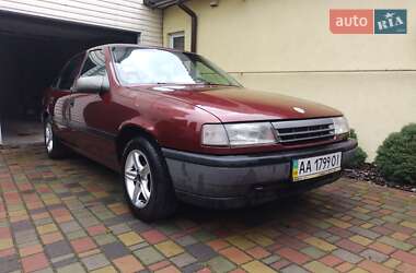 Ліфтбек Opel Vectra 1992 в Києві
