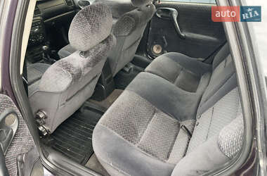 Седан Opel Vectra 1996 в 