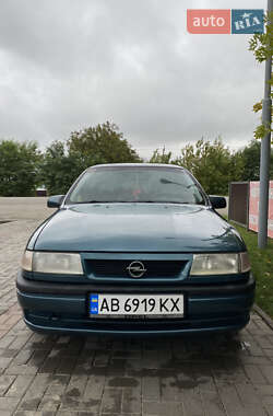 Седан Opel Vectra 1994 в Могилів-Подільському