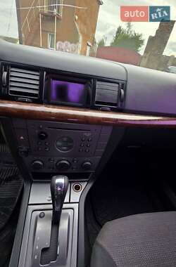 Седан Opel Vectra 2003 в 