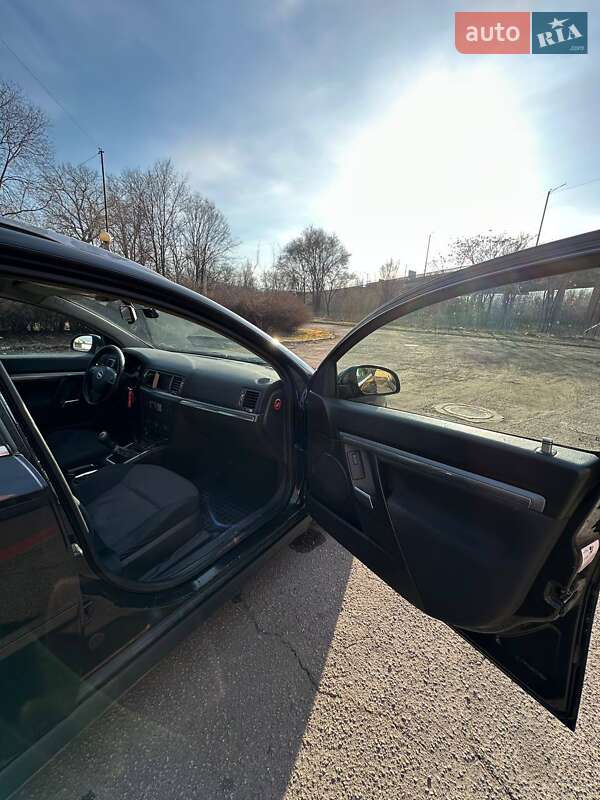Универсал Opel Vectra 2006 в Каменском