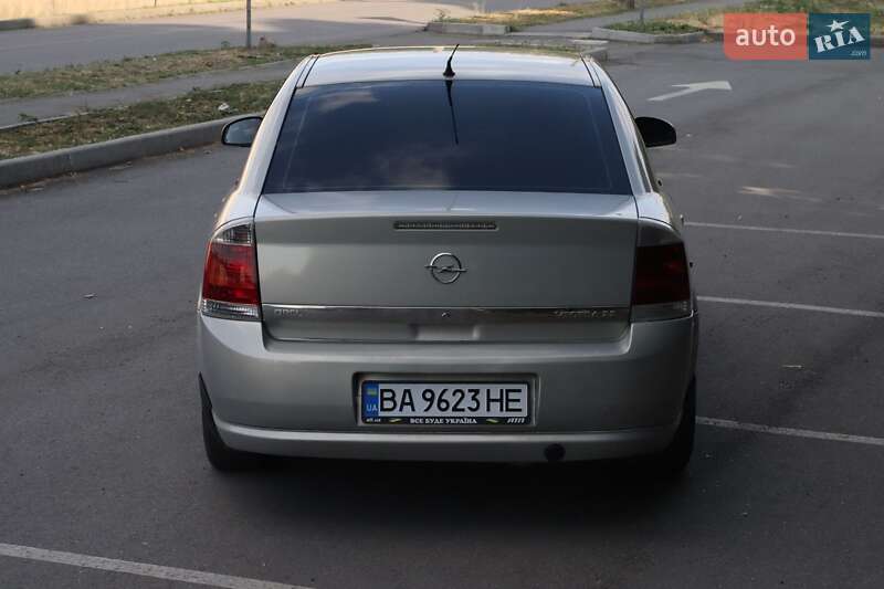 Седан Opel Vectra 2007 в Долинській