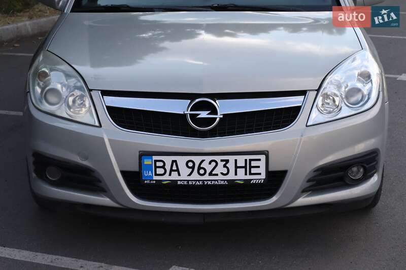 Седан Opel Vectra 2007 в Долинській