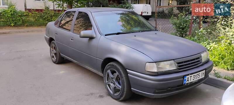 Седан Opel Vectra 1989 в Чернівцях фото Седан Opel Vectra 1989 в Чернівцях