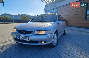 Лифтбек Opel Vectra 2001 в Могилев-Подольске