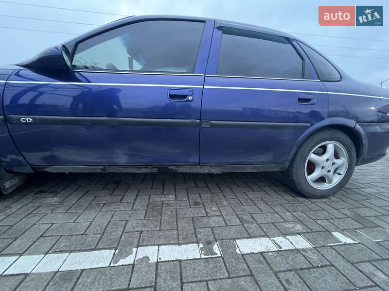 Седан Opel Vectra 1996 в Луцке