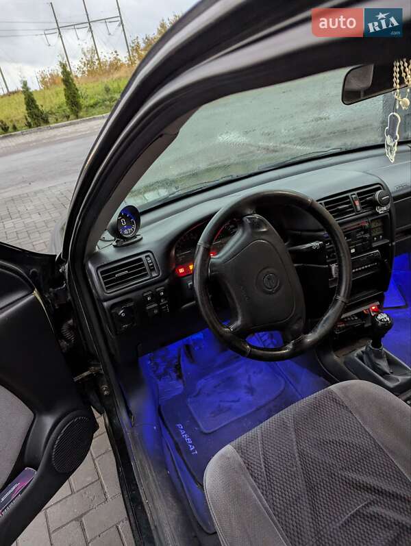 Лифтбек Opel Vectra 1994 в Ровно фото 6 Лифтбек Opel Vectra 1994 в Ровно