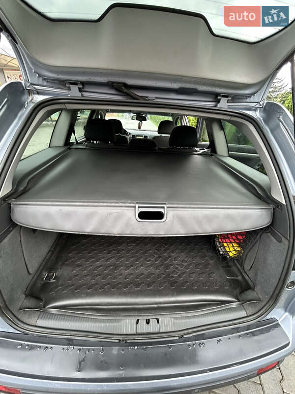 Универсал Opel Vectra 2007 в Черновцах