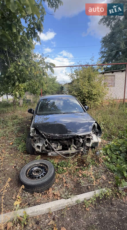 Седан Opel Vectra 2005 в Днепре